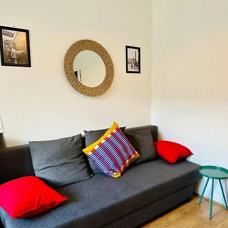 Apartment Cosy Au Centre De Louvre Et Madeleine Paris